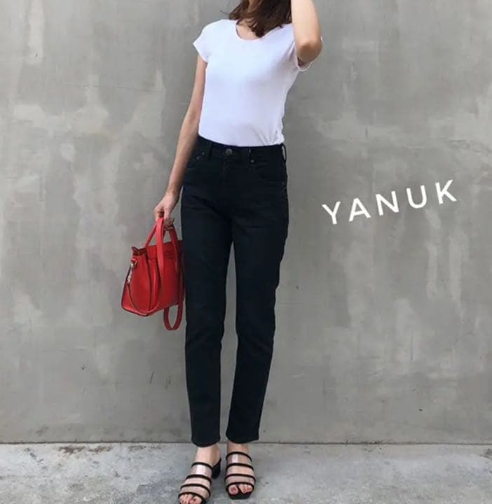 新品　ヤヌーク　スリムテーパード　ルース　22