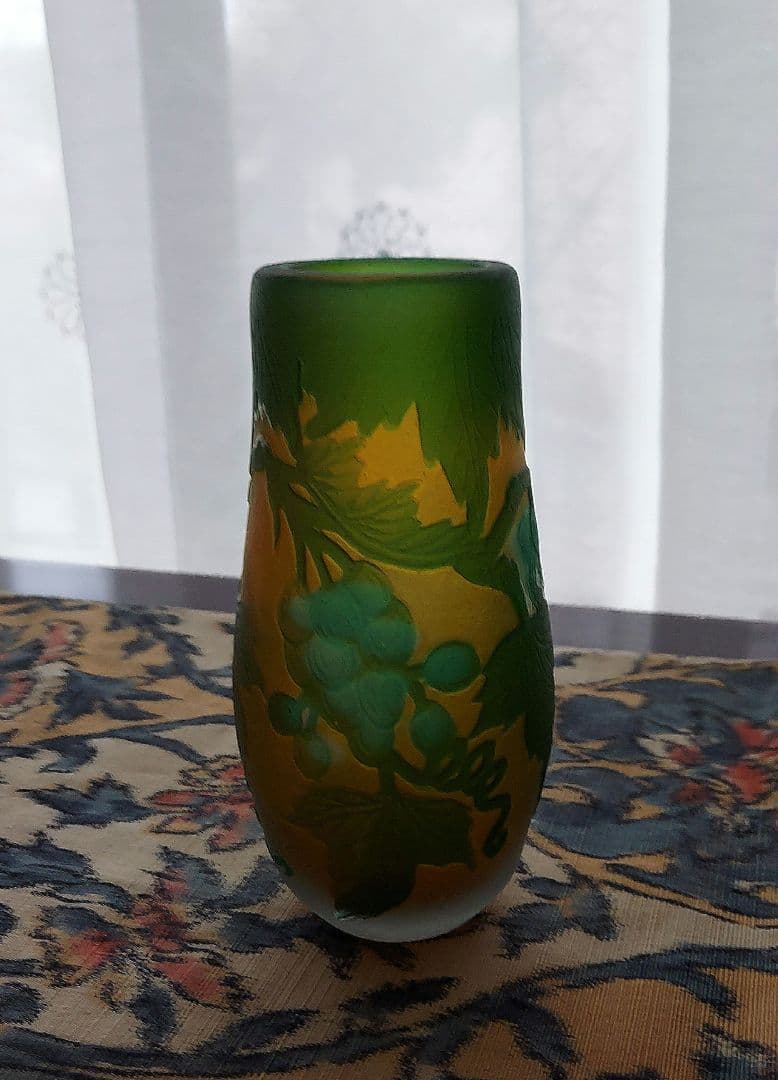 H*o様 お買い得　EmileGalleエミールガレ　花瓶　カメオ彫　フワラーベ エミールガレ 鯉紋 特特大 花瓶 カメオ彫り 被せガラス 高さ40cm