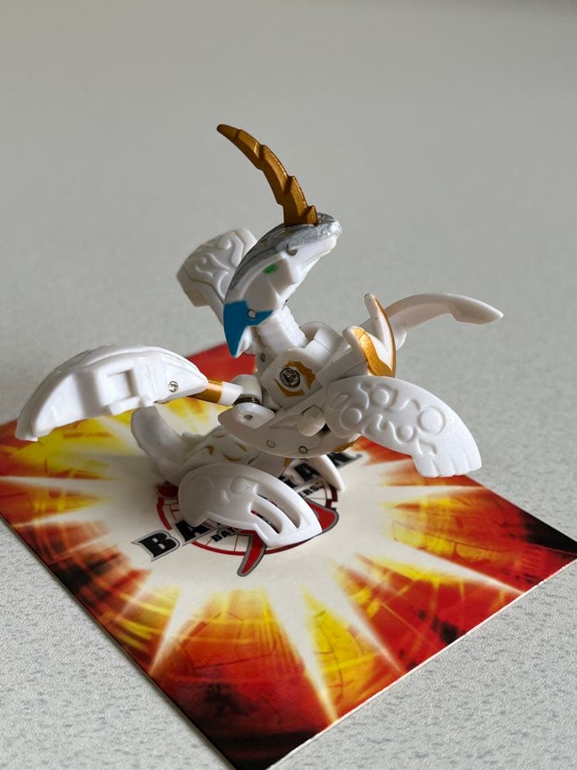 爆丸　爆テク　統タヴァネル　カード3枚付 Amazon.co.jp: 爆丸 BTA-21 爆テク タヴァネル激闘セット : おもちゃ