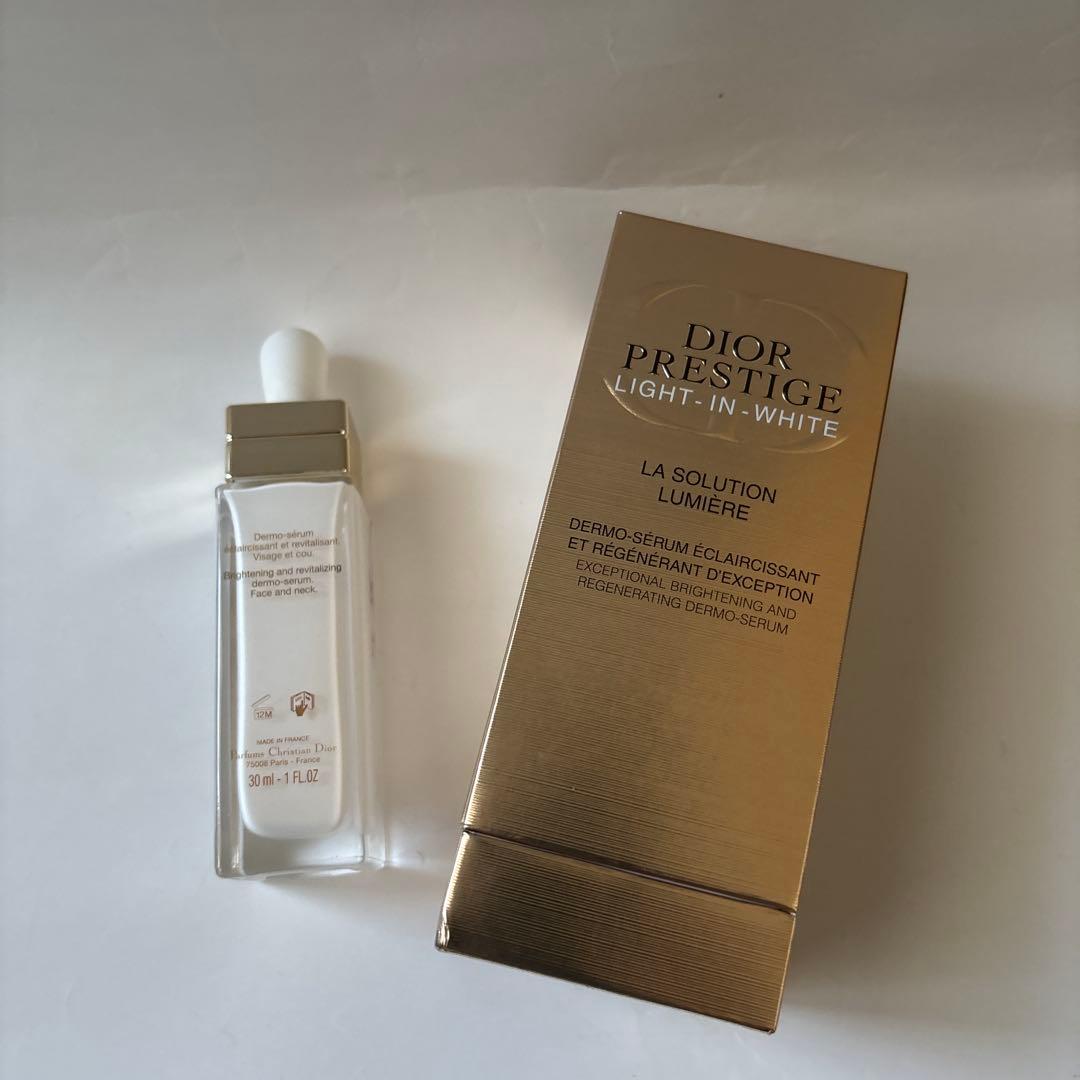 ディオール　プレステージ　ホワイト　ラ　ソリューション　ルミエール　30ml ディオール / プレステージ ホワイト ラ ソリューション ルミエールの