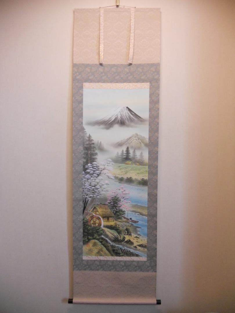 掛け軸 青楓 水墨山水 絹本 希少 軸装 茶道具 掛軸 美品 です。