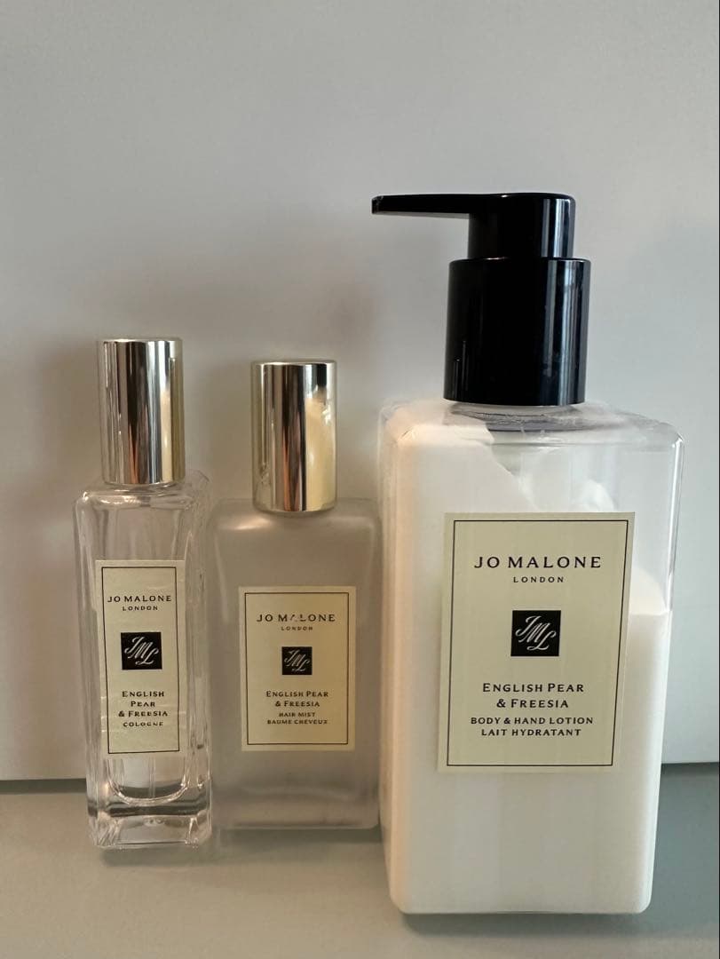 最終値下げ！！！イングリッシュペア　ボディローション•コロン•ヘアミスト