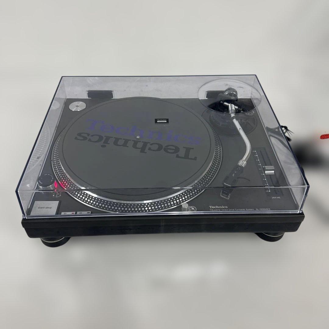 ⭐︎ Technics SL-1200MK3 ターンテーブル 中古品のTechnicsのターンテーブル、SL-1200MK3(ブラック)のご紹介です。