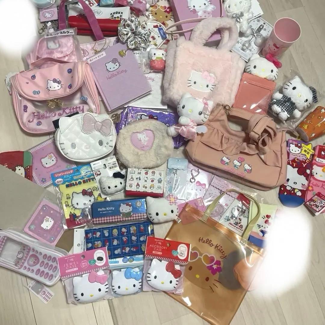 ハローキティ　まとめ売り　50点以上大量