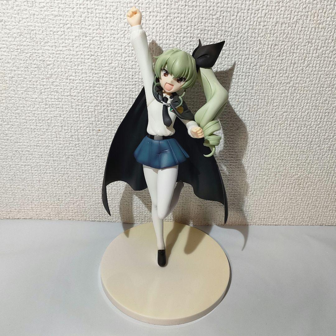 ☆　ガールズ&パンツァーフィギュア　アンチョビ　1/8スケール　足折れ有り　☆