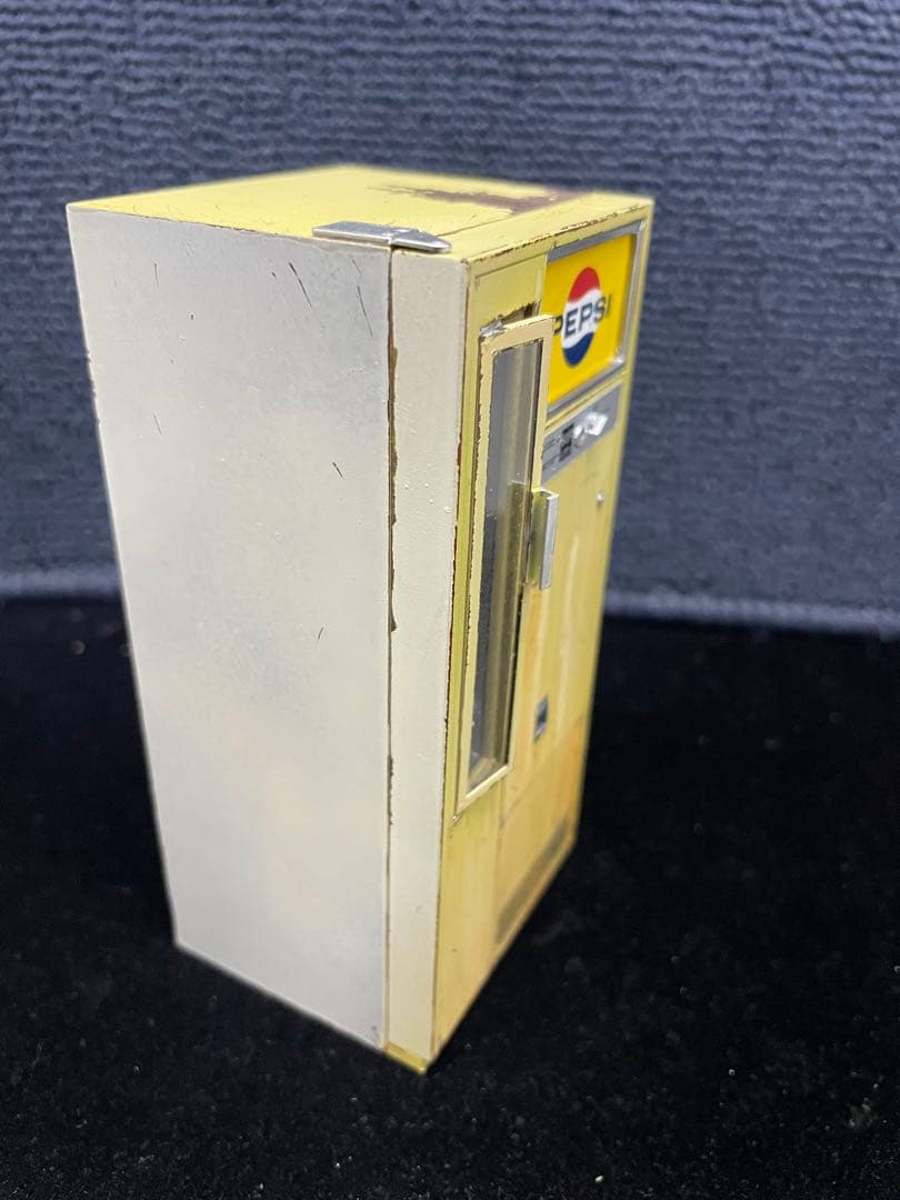 1/12スケール 瓶ジュース レトロ自販機 完成品 - メルカリ