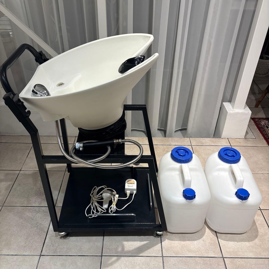 【訪問美容・出張美容】移動式シャンプー台