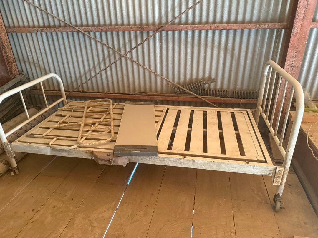佐賀発、介護用ベッド！（手動）引き取り限定！