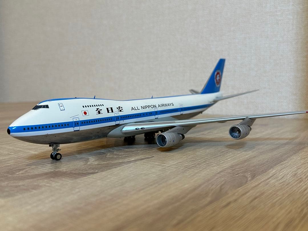 ANA B747SR-100全日空 BBOX 1/200 JA8136 - メルカリ