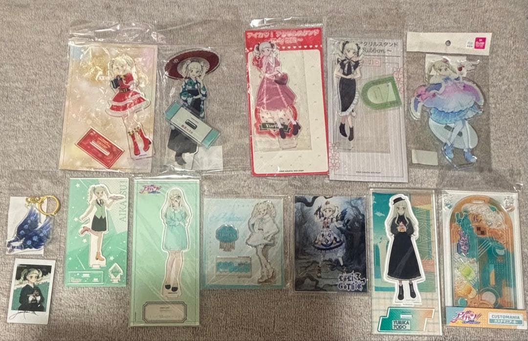 アイカツ！ストア　藤堂ユリカ　まとめ売り　アクリルスタンド　アクスタ　缶バッジ