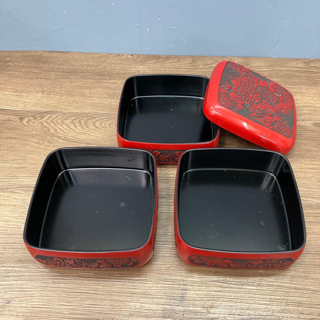 E-2 昭和レトロ 記念品 鎌倉彫風 漆器セット 三段重箱＆菓子鉢 記念