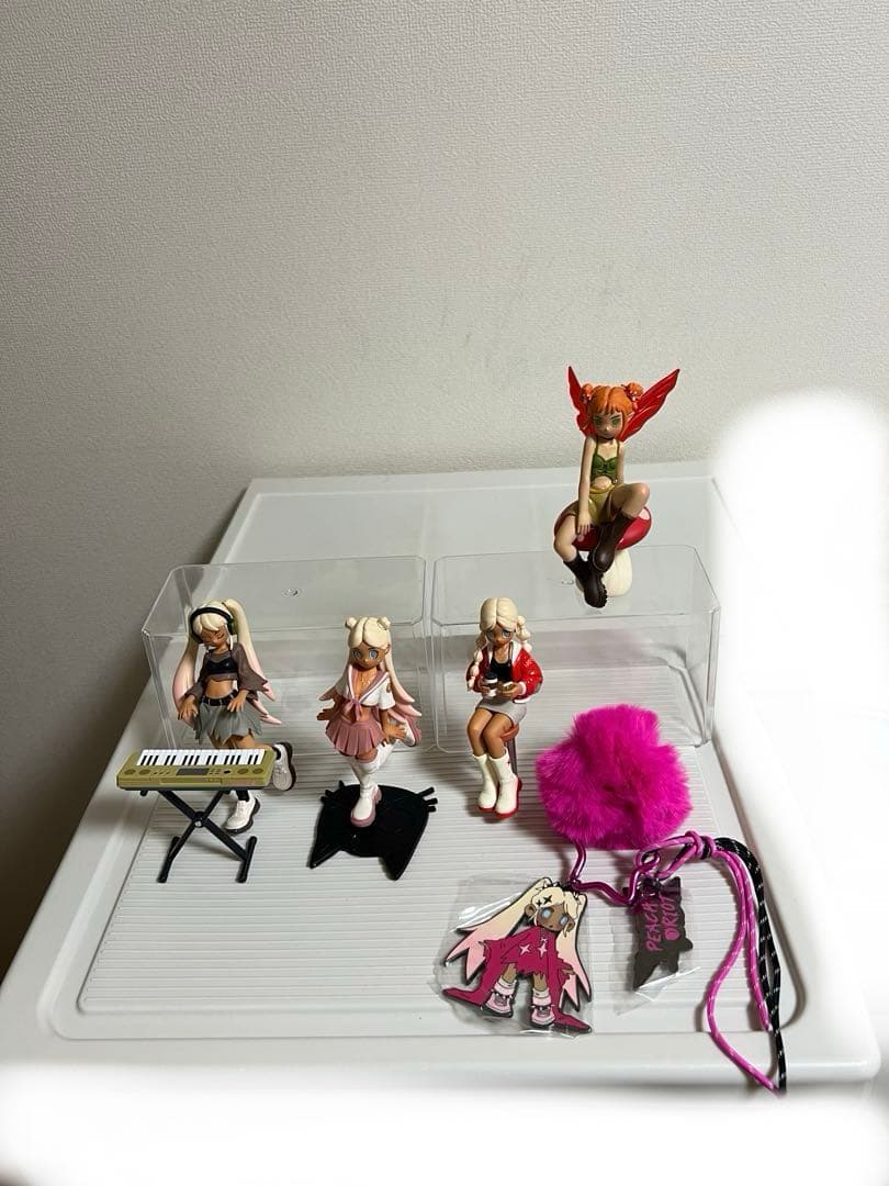 PEACH RIOT 、ピーチライオットRise Up、フィギュアPOPMART