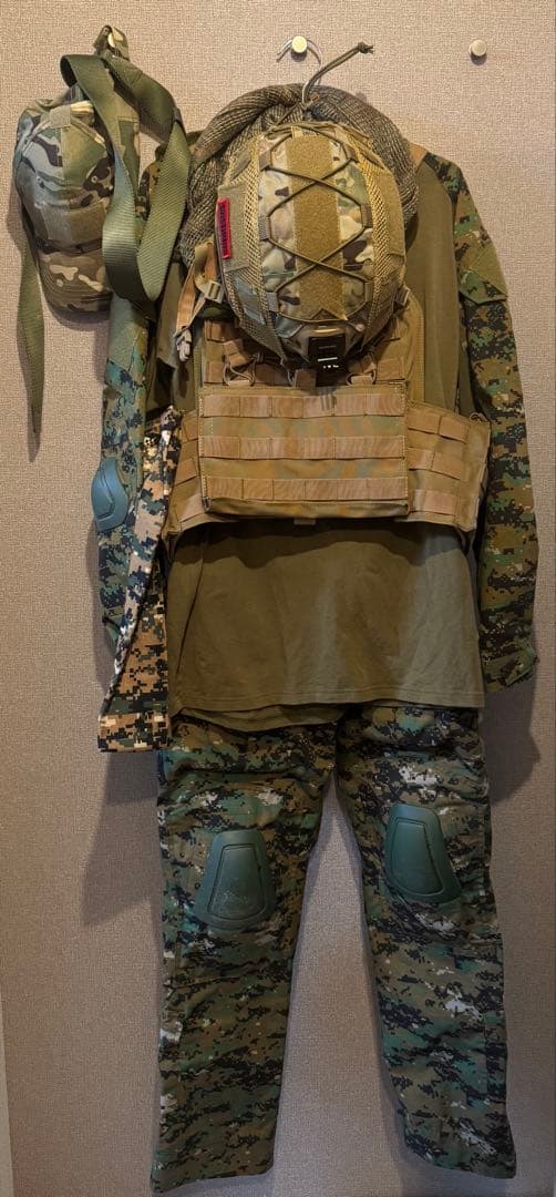 ミリタリー迷彩服セット