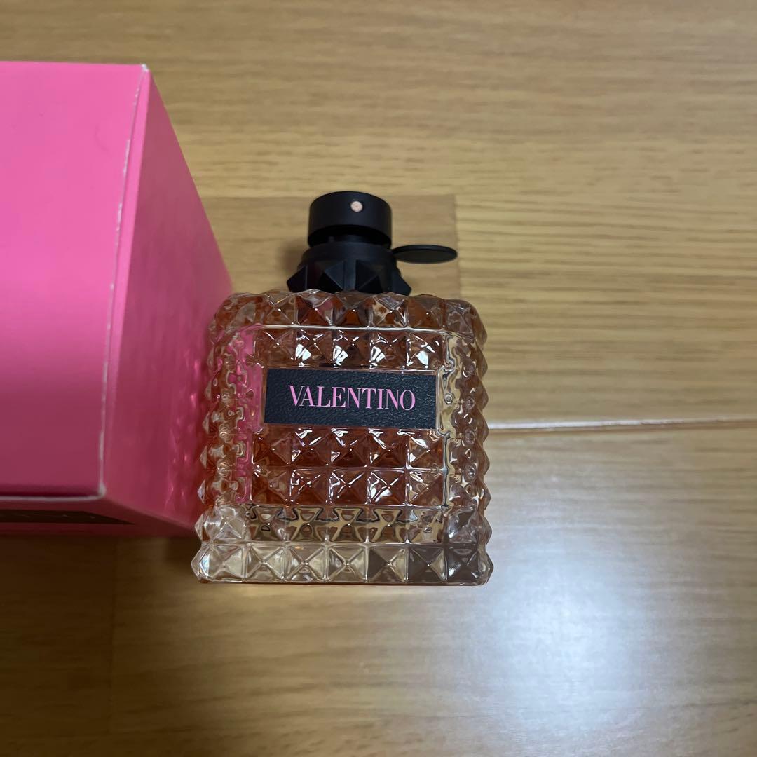 VALENTINO ヴァレンティノ 正規 未使用 ドンナ ボーンインローマ ヴァレンティノ ドンナ ボーン イン ローマ コーラルファンタジー