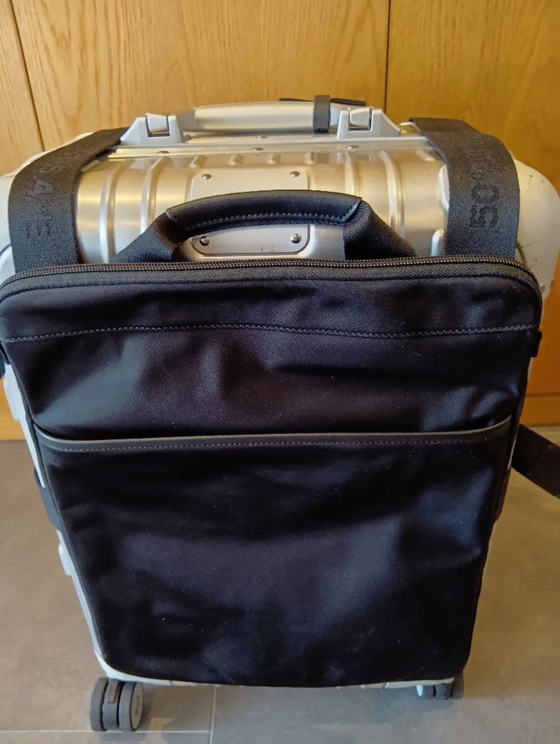 RIMOWA リモワ　cabinスーツケース用ハーネス　ブラック 1回使用