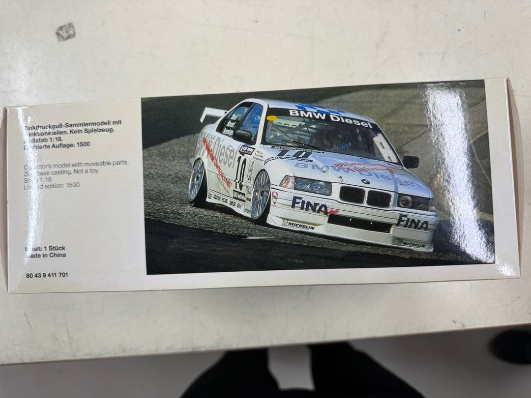 激レア！！ E36 320d 1:18 ミニカー