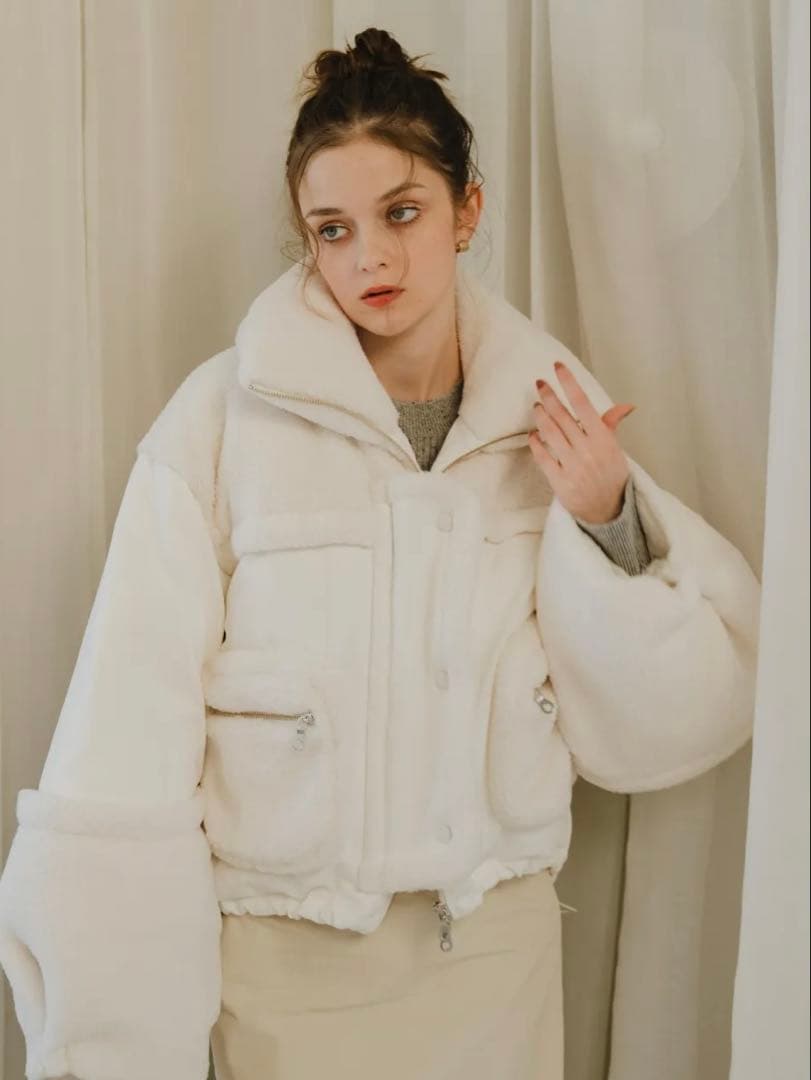 PINUE】ボアコンビダウン（WHITE） - メルカリ