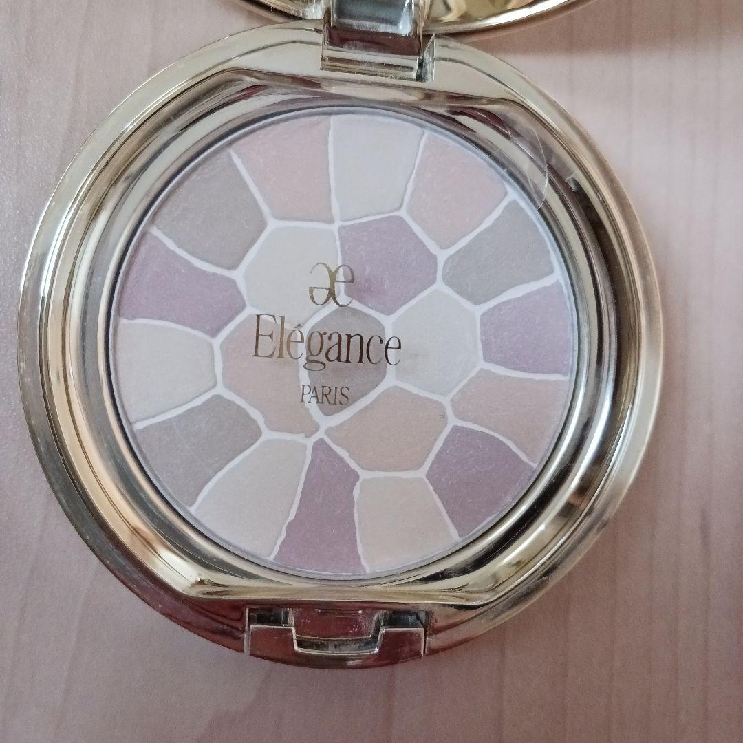 エレガンス　ラプードルオートニュアンスⅤ ラ プードル オートニュアンス｜フェイスパウダー｜商品情報｜Elégance