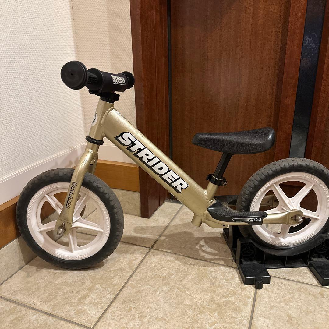 STRIDER PRO 12インチ シャンパンゴールド