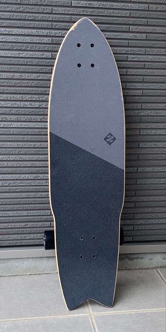 Street Surfing ストリートサーフィン　スイングボード 36インチ sharkattack36_top2.jpg