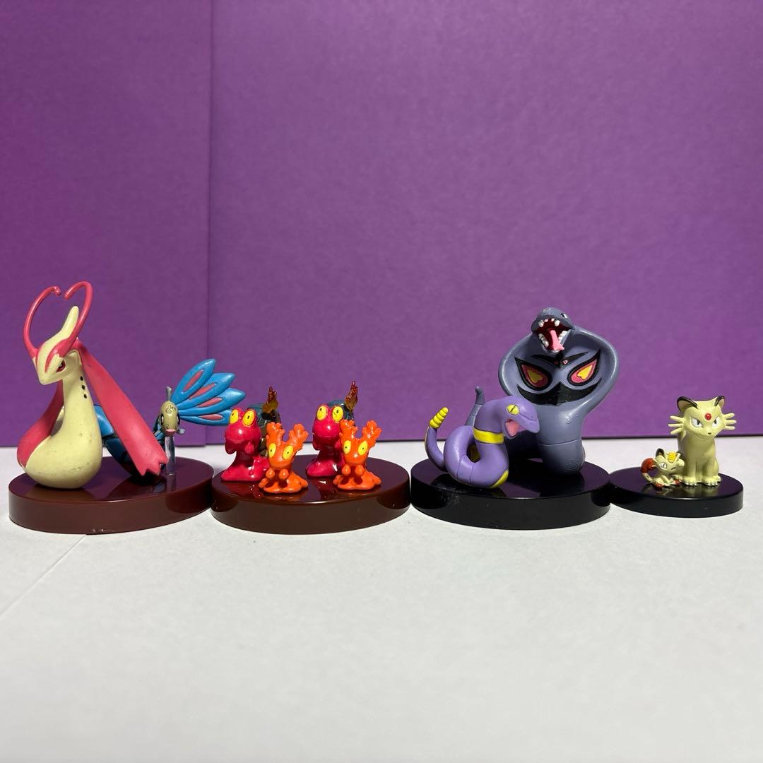 ポケモン 立体図鑑 フィギュア ミロカロス アーボック ペルシアン