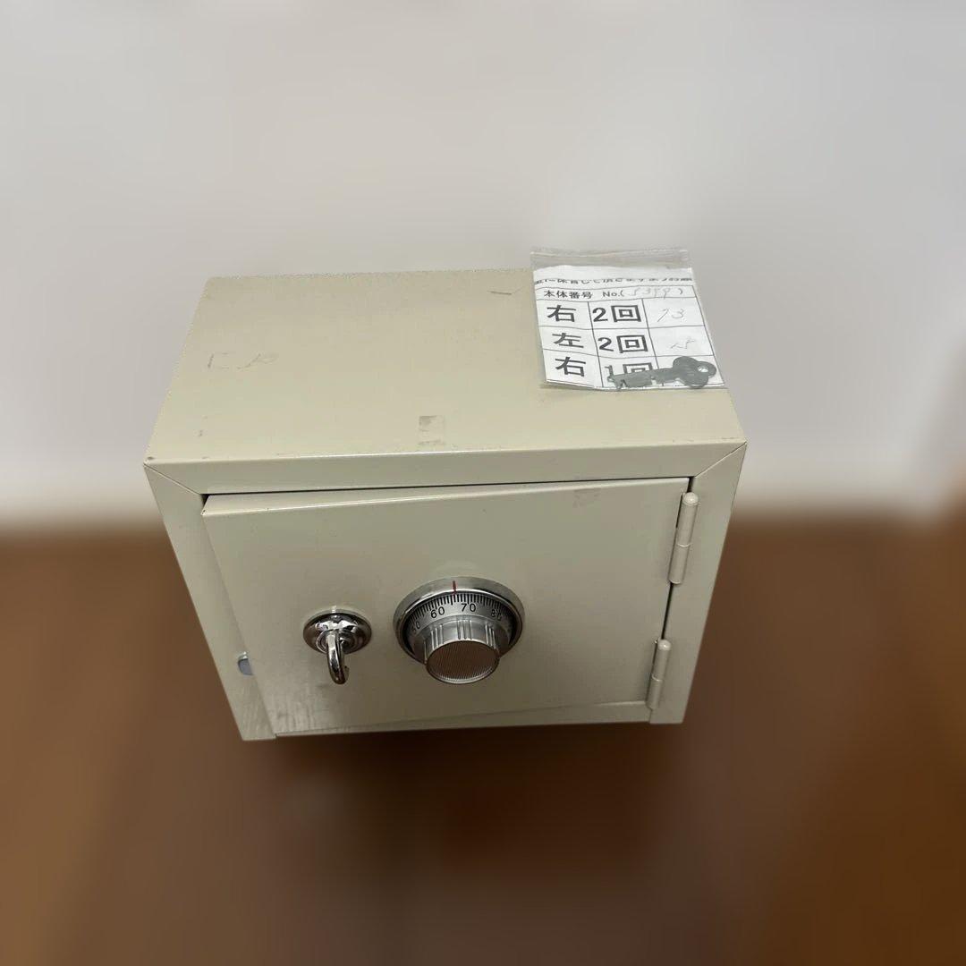 ダイヤル式金庫