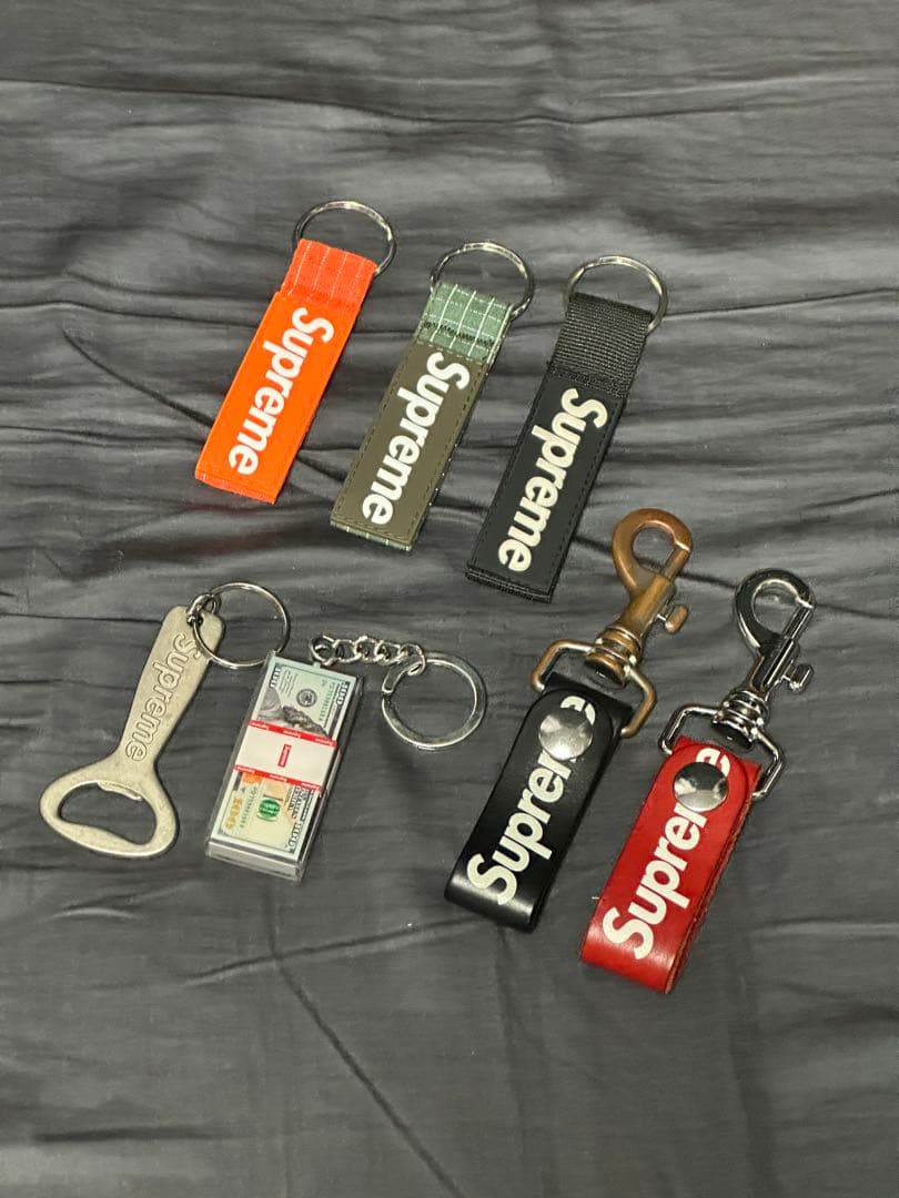 今週のみ限定価格！Supreme キーホルダー 7点セット