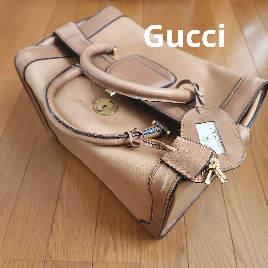 GUCCI　グッチ　バニティバッグ　本革