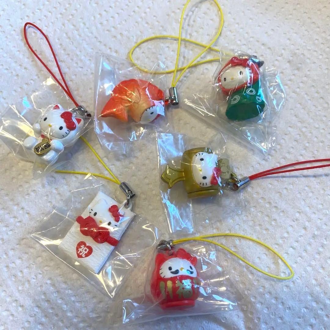 キティ　開運マスコット　めで鯛　打ち出の小槌　ご祝儀袋　だるま　招き猫　獅子舞