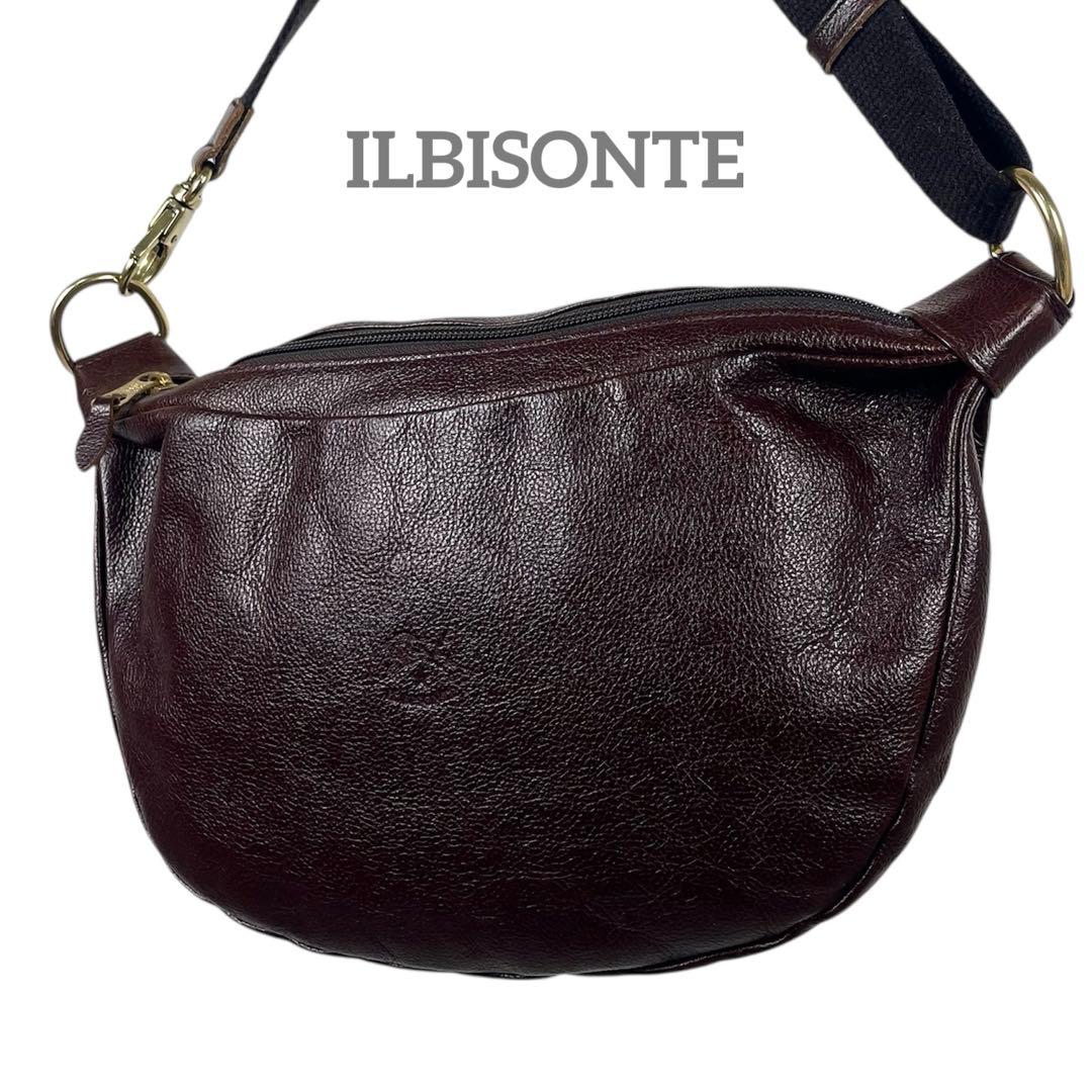 イルビゾンテ　大人気！　ショルダーバッグ　クロスボディ　本革　ロゴ型押し　超美品