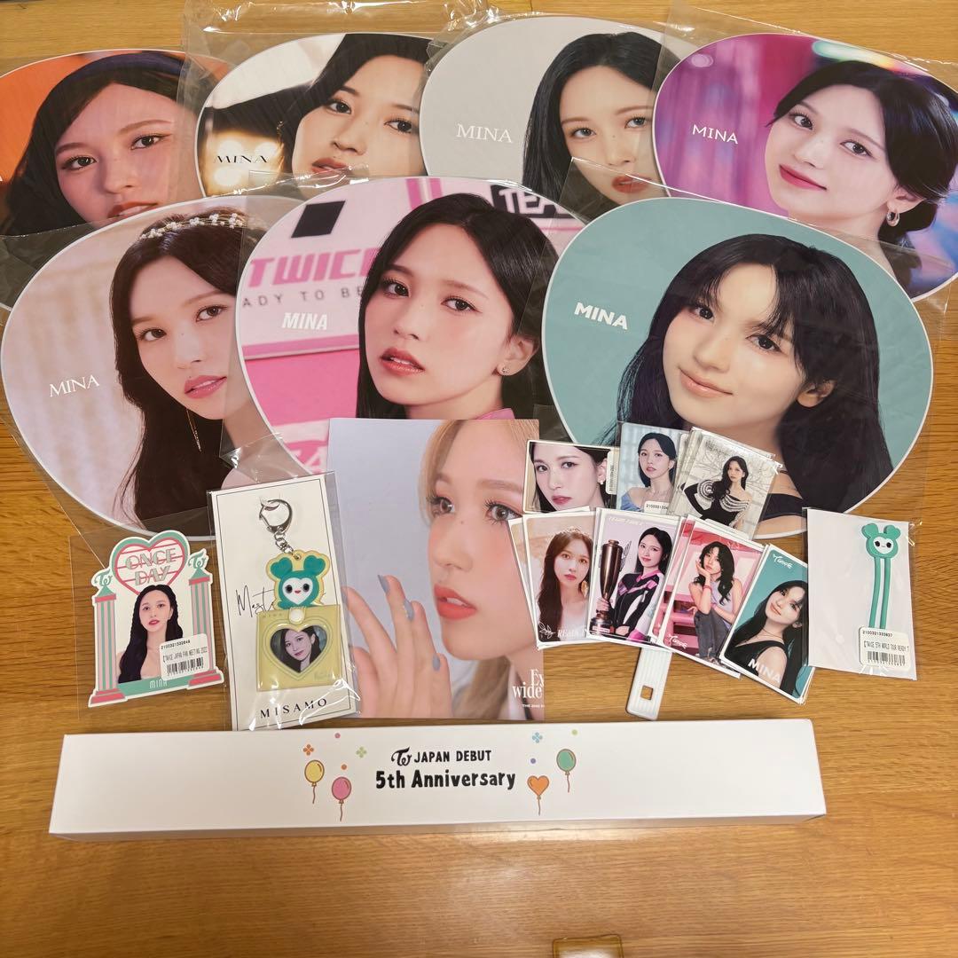 TWICE ミナ グッズまとめ売り - メルカリ