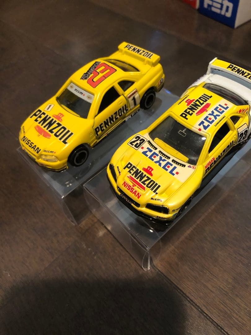 トミカ　ペンズオイル　GTR  R34