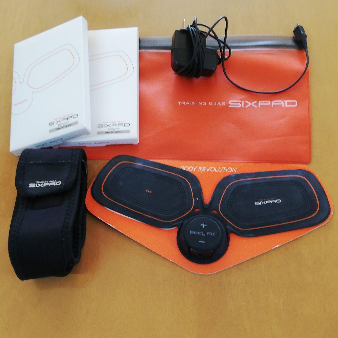SIXPAD  Body Fit (ベルト、ケース付き) Amazon.co.jp: MTG SIXPAD シックスパッド ボディフィット2(Body Fit 2