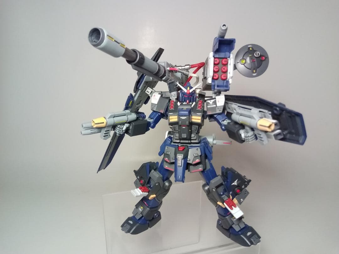 HG メガ フルアーマー ガンダム ティターンズ カスタム仕様 ガンプラ 完成品