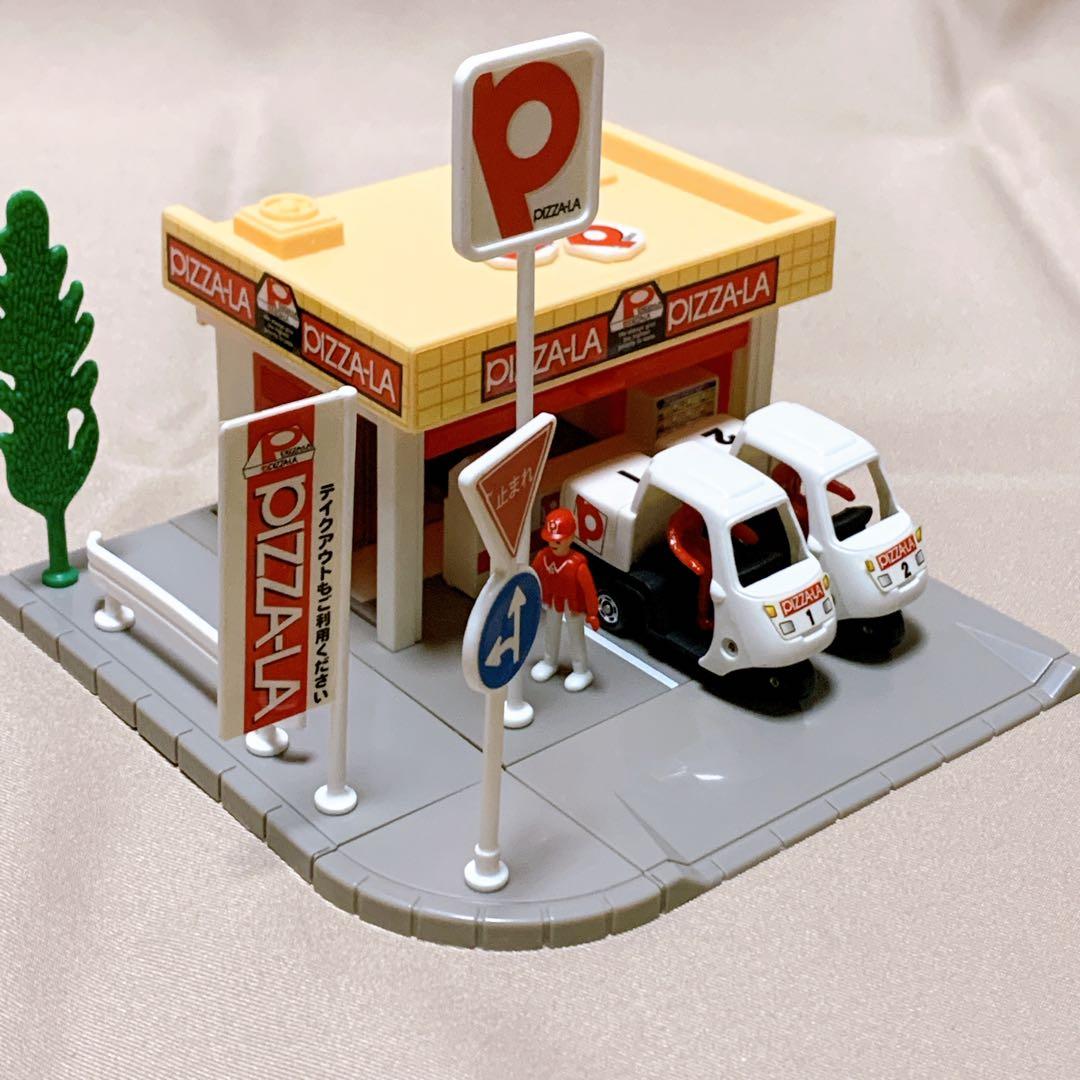 廃盤 旧規格 トミカタウン ピザーラ - メルカリ