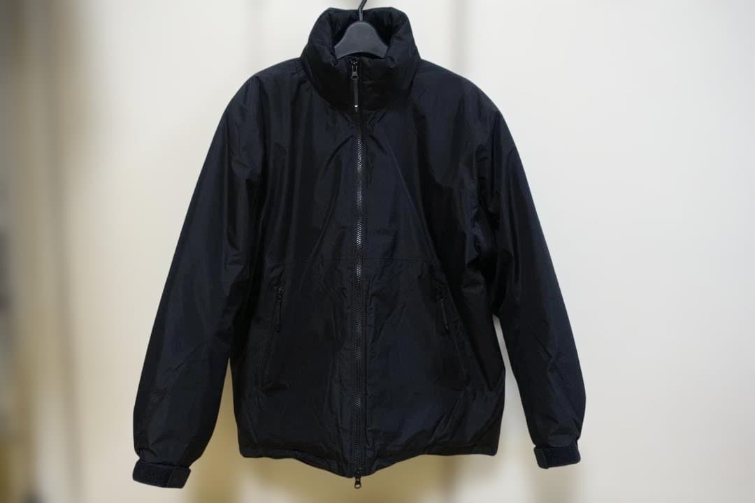 ゴールドウィン　ウインドストッパーパフィージャケット