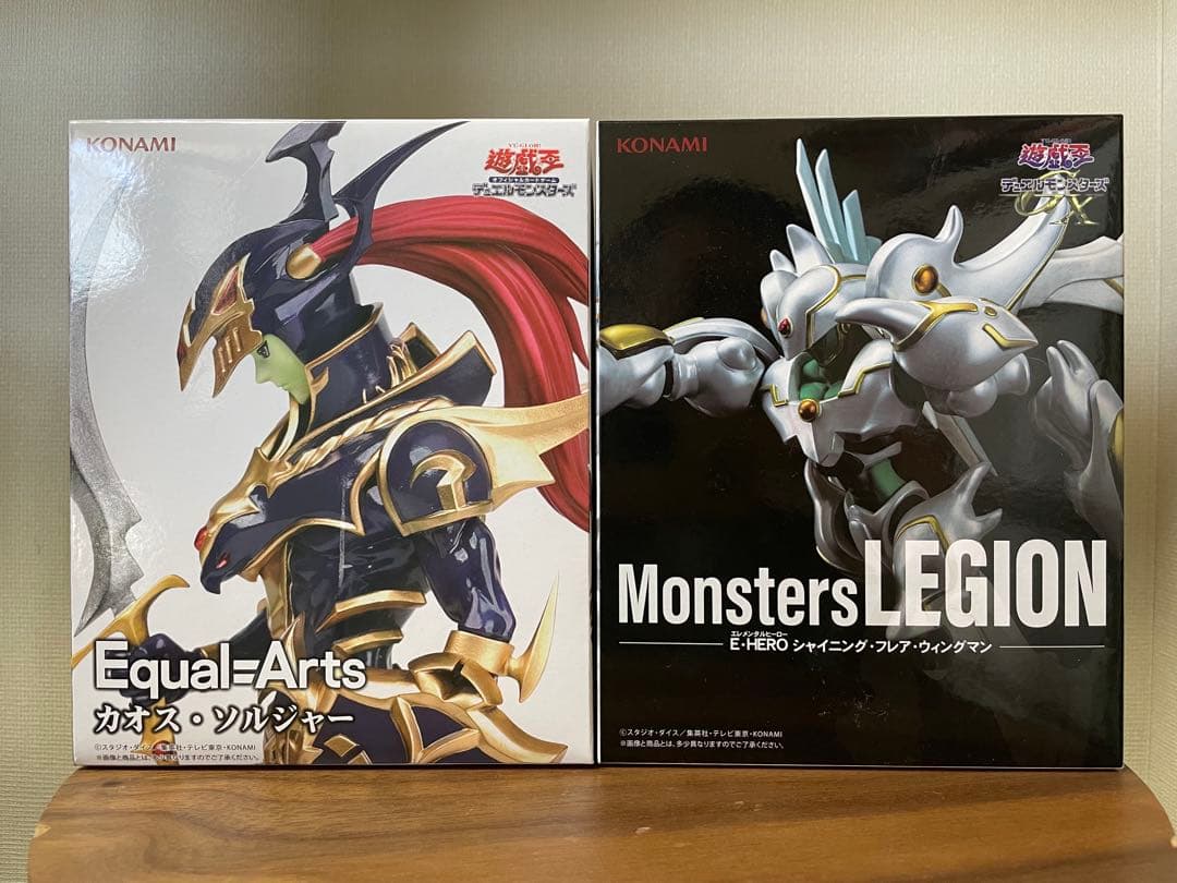 新品未開封 カオスソルジャー シャイニングフレアウィングマン 遊戯王