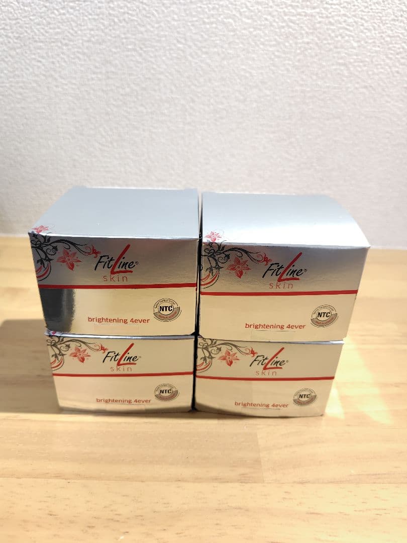 【新品未使用】 Fitline フィットラインスキン4エバークリーム4個セット 正規品⭐︎pm fitline フィットライン 4エバースキンケアセット - メルカリ