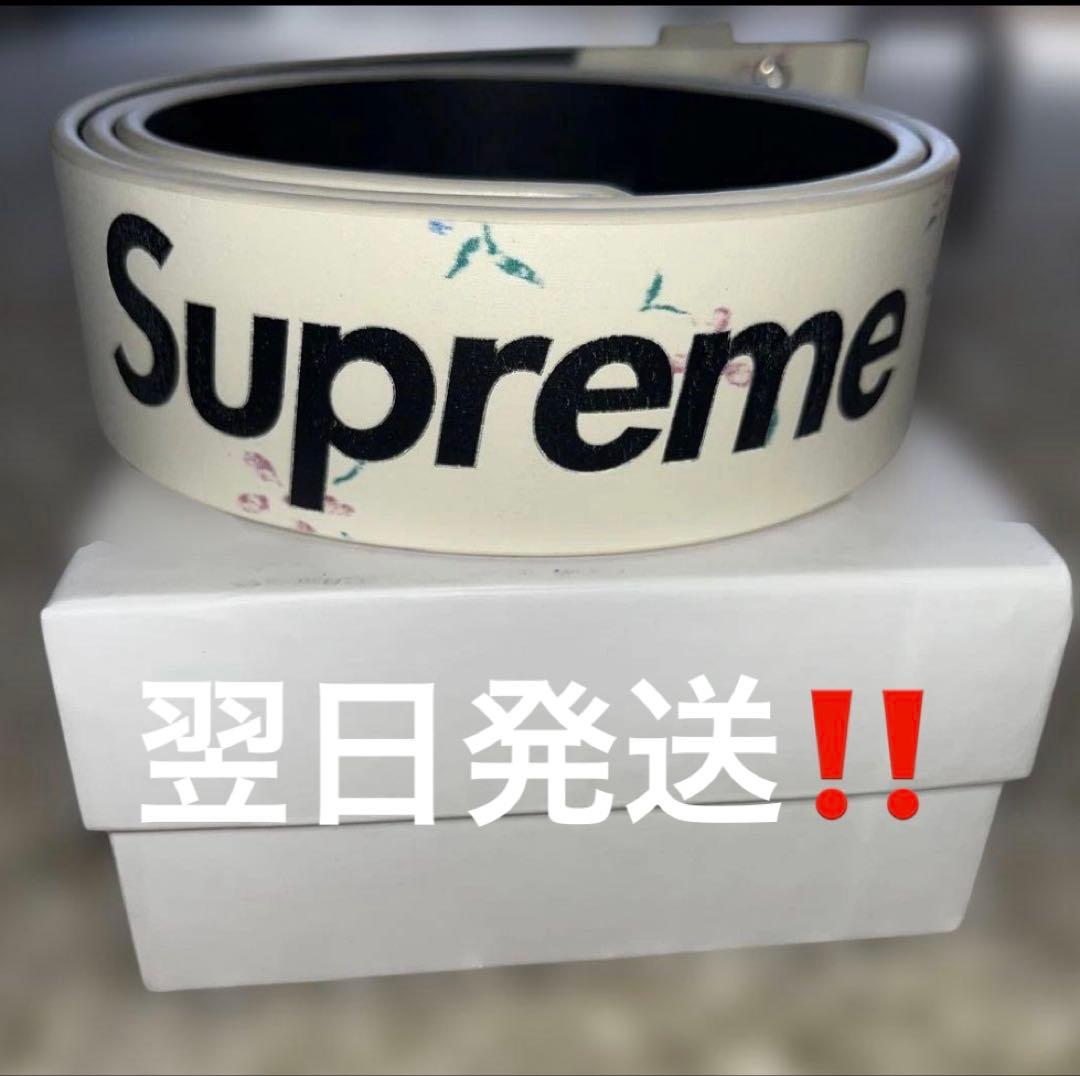 Supreme ロゴ ベルト ホワイトおまけステッカー付き