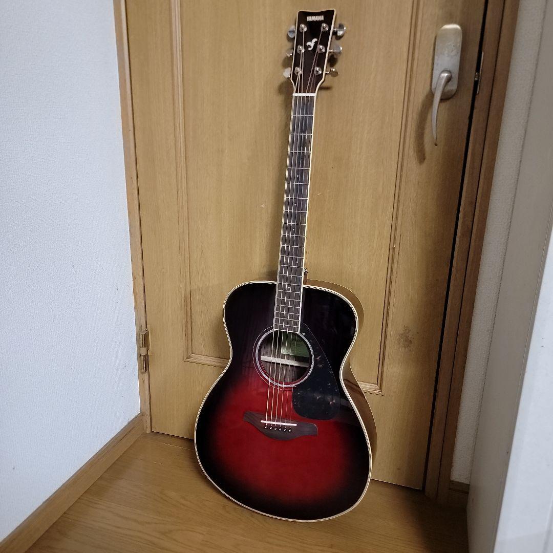 YAMAHA　アコースティックギター FS830　DSR　収納ケース付き　美品 YAMAHA アコースティックギター FS830 DSR 収納ケース付き 美品