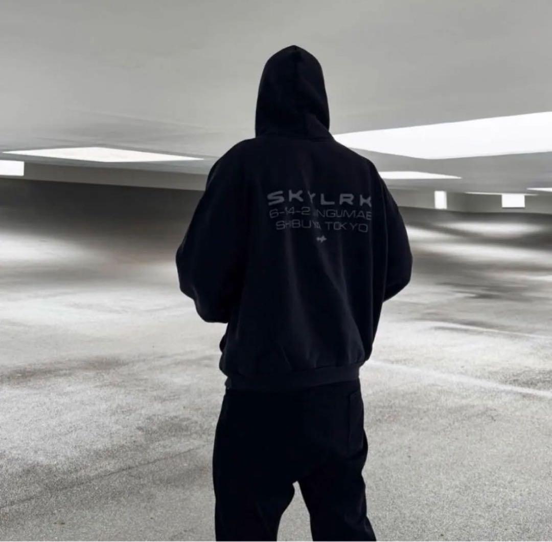 SKYLRK POP-UP IN TOKYO 限定 HOOIDE - メルカリ