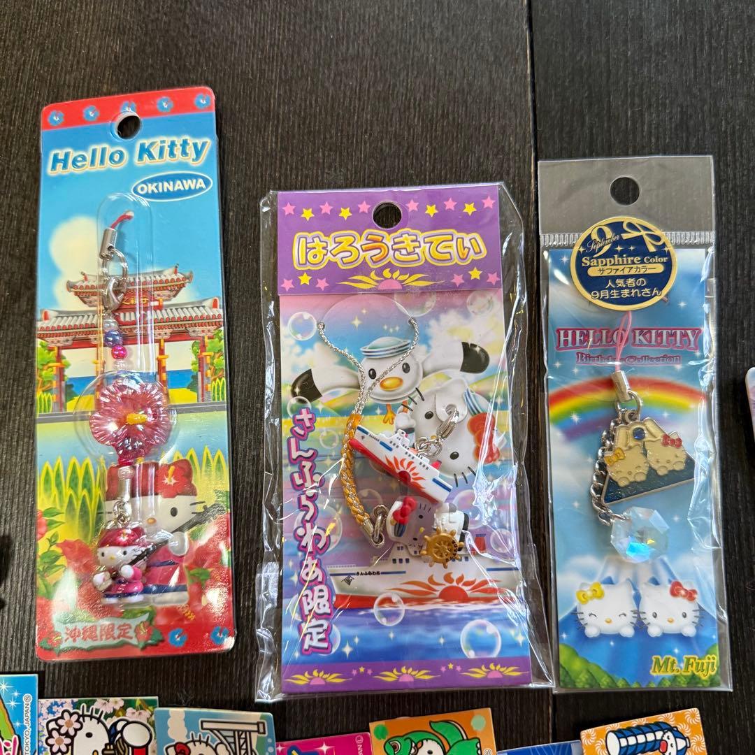 新品未開封ご当地ハローキティストラップキーホルダー32本セット