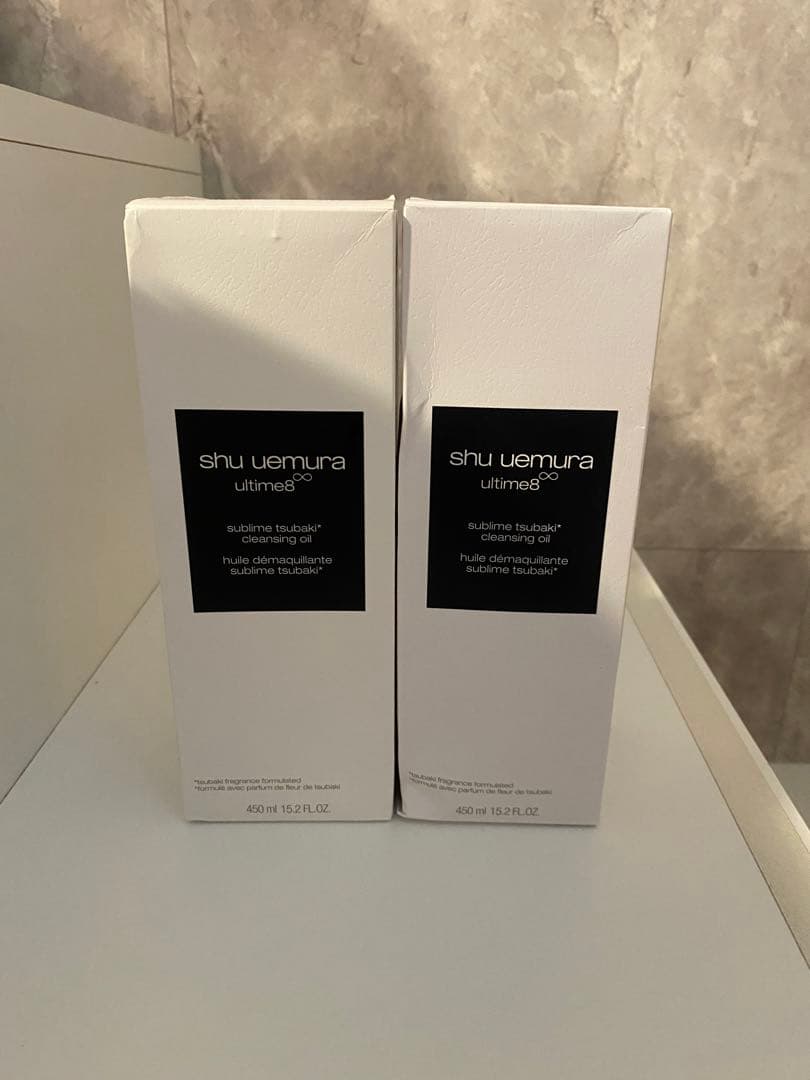 シュウウエムラ