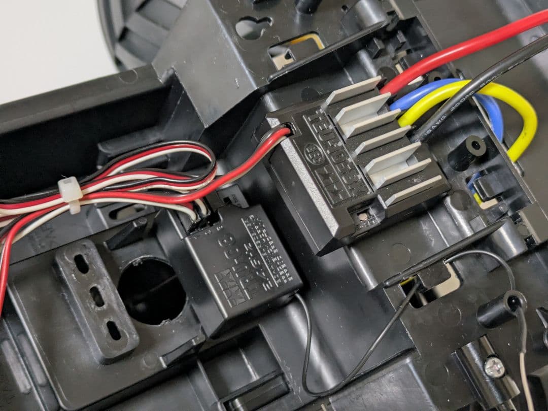 ☆タイヤ☆ランチボックス シャーシ未使用品 アルミボディマウント