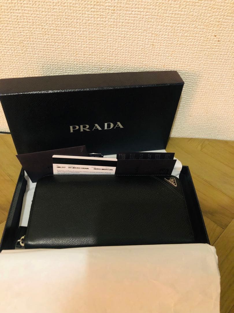 PRADA 長財布(ICチップ(RFID)搭載