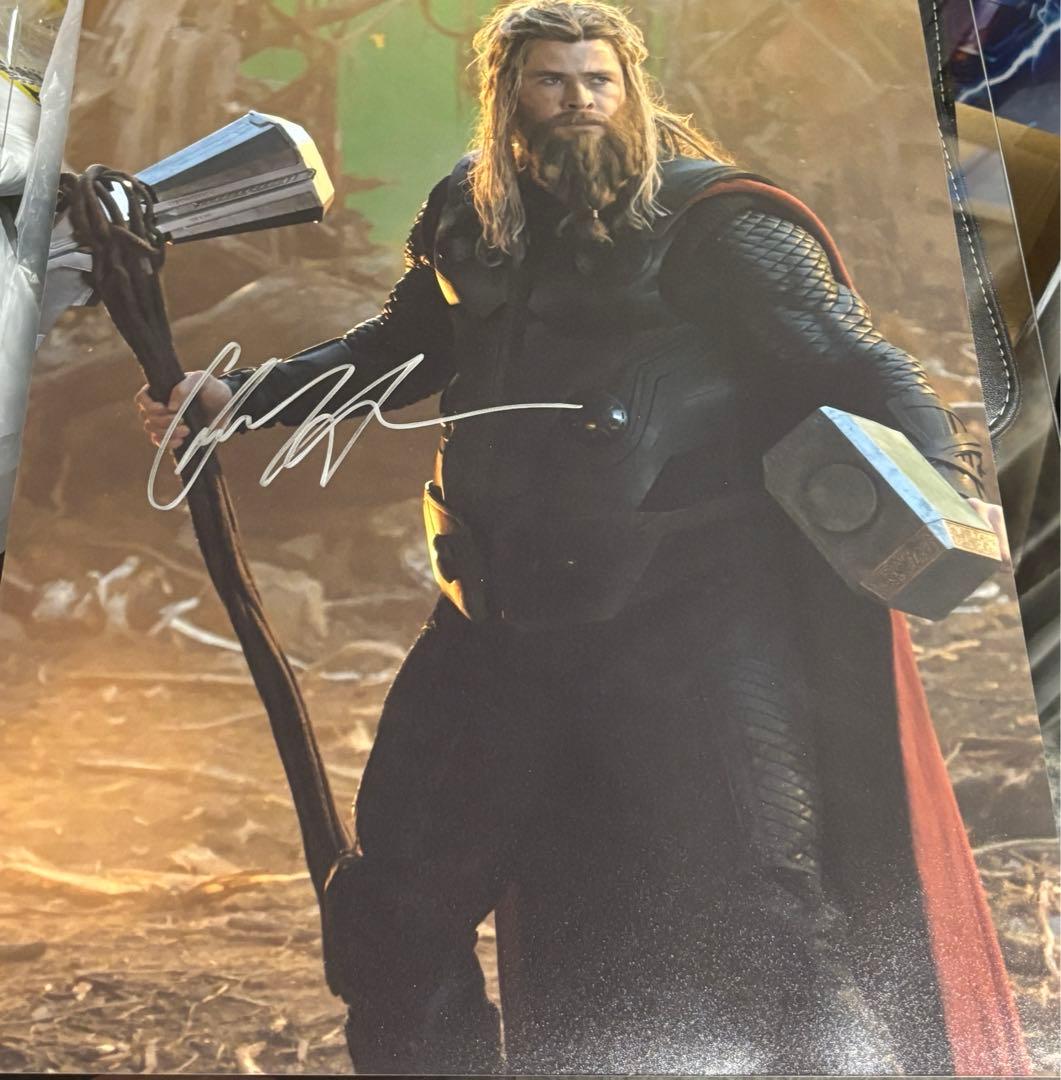 クリス・ヘムズワース　直筆サイン　SWAU 2022-08-30-13-34-22-01_3000x.