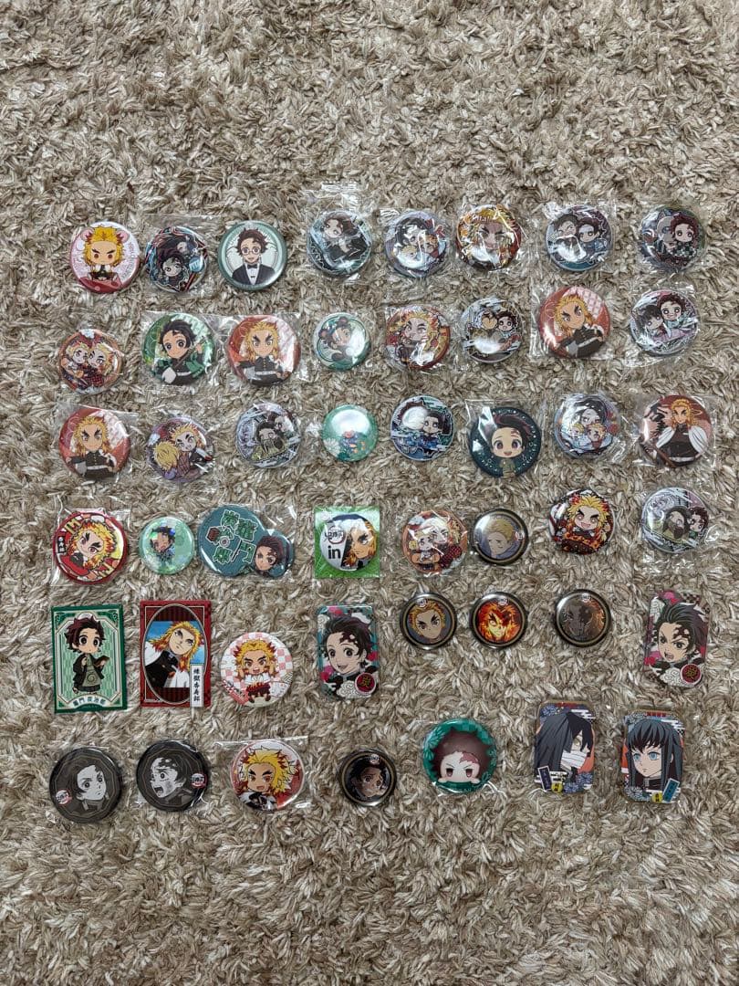 鬼滅の刃　缶バッジ　グッズ　まとめ売り