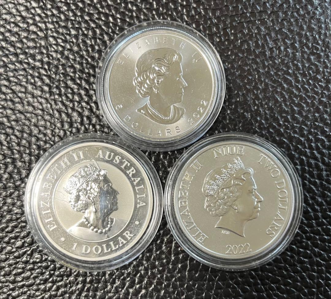 銀貨1オンス3枚　ケース入り