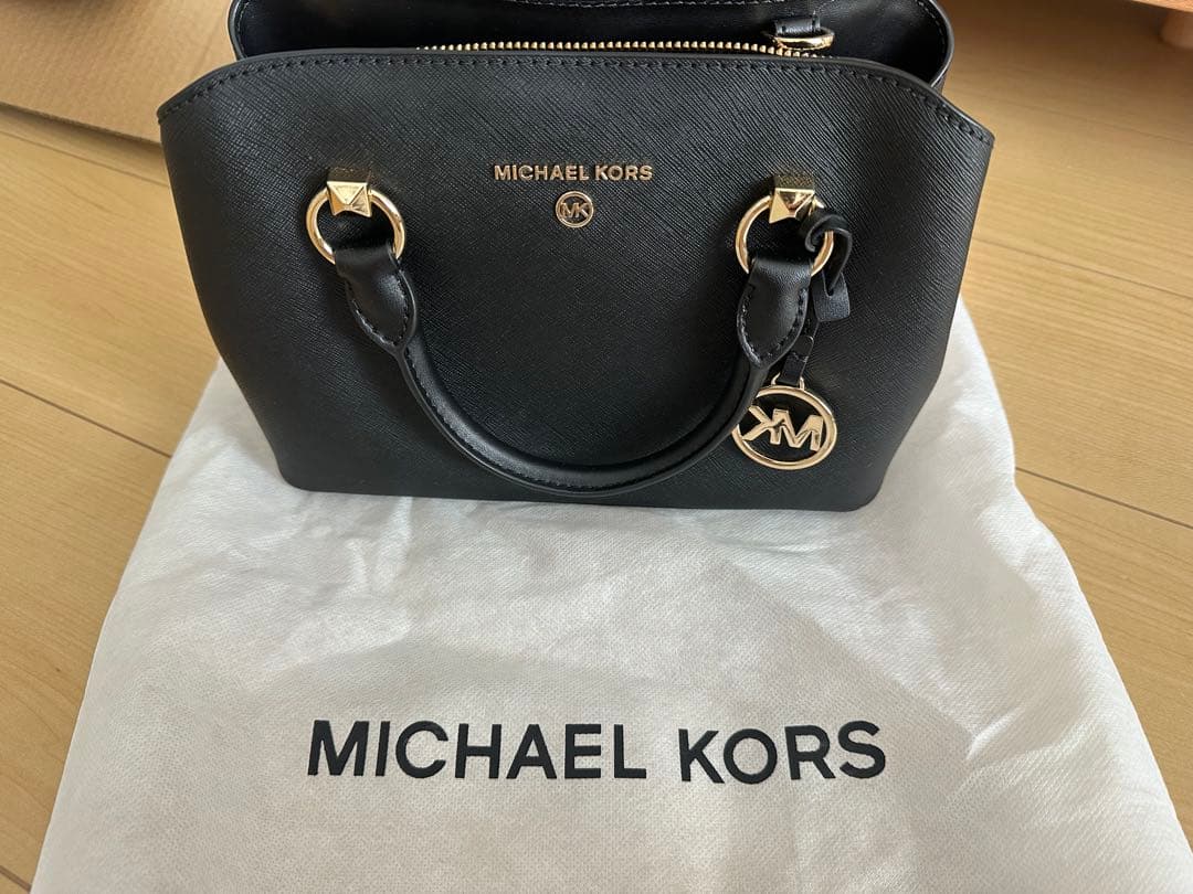 MICHAEL KORS ブラック ハンドバッグ マイケルコース ハンドバッグ レディース SHEILA フォー サフィアーノ