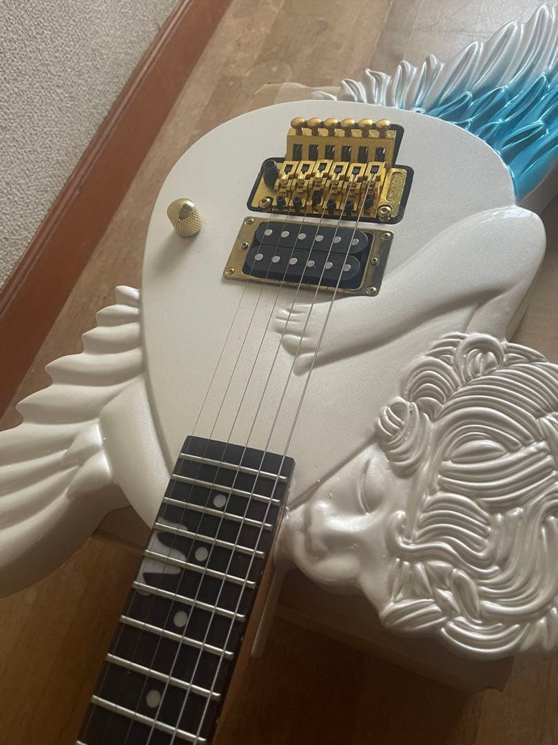 Takamiy's Guitar Heaven レプリカ モデル Takamiy's Guitar Heaven 2024】 「ESP Angel」 ESP Museum内を高見沢